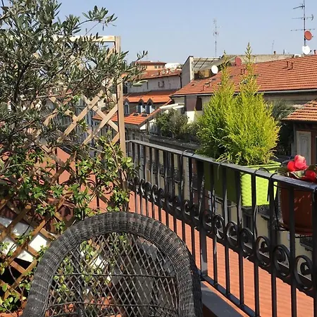Apartment Pied à Terre with Terrazza in Milan City Center-3