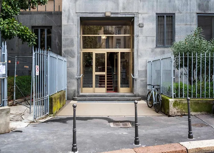 Elegant Brand New Apartments Near Duomo